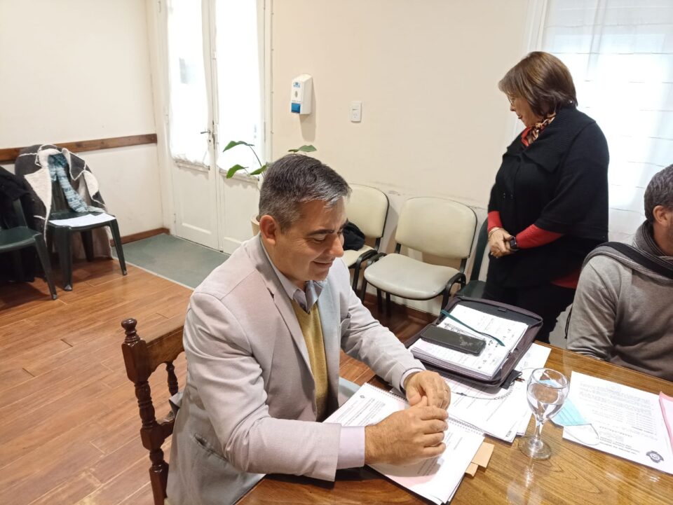 Se hizo efectivo el cambio: Se despide Prada y vuelve Urreta a la cancha del Concejo