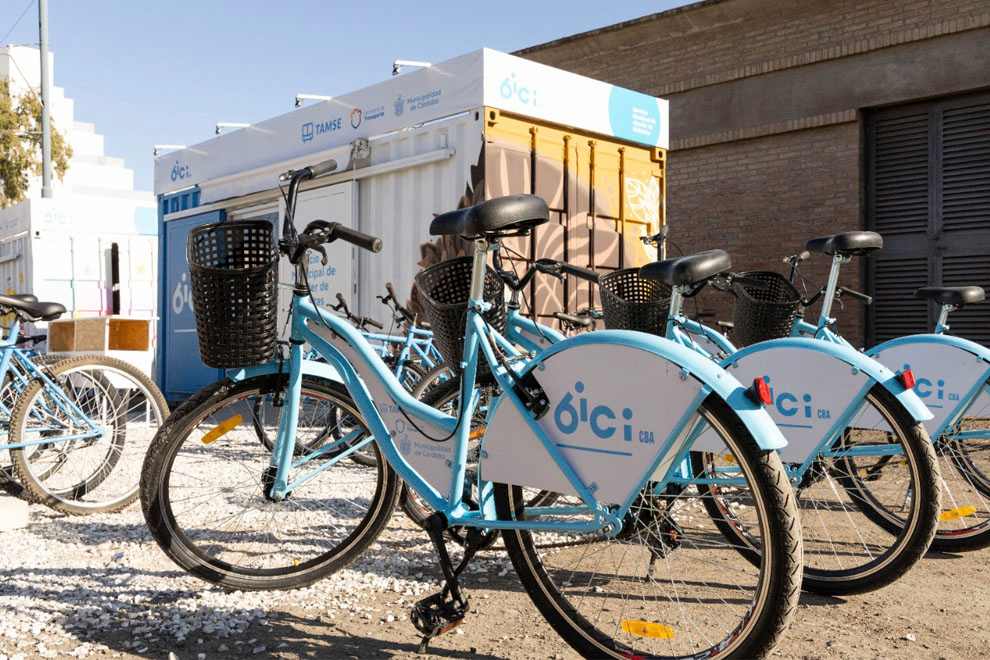 Internos de Bouwer repararon bicicletas para un nuevo sistema de transporte