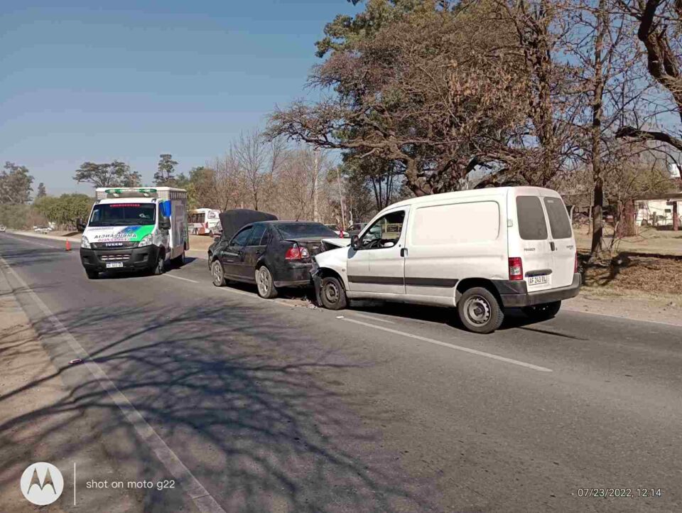 Anisacate: choque en cadena involucró a cuatro automóviles
