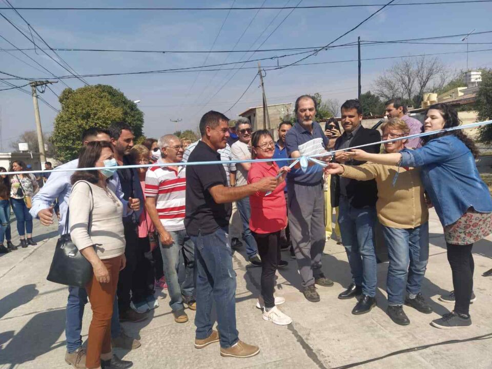 Inauguraron cordón cuneta y pavimentación en Mariano Moreno e Ituzaingó