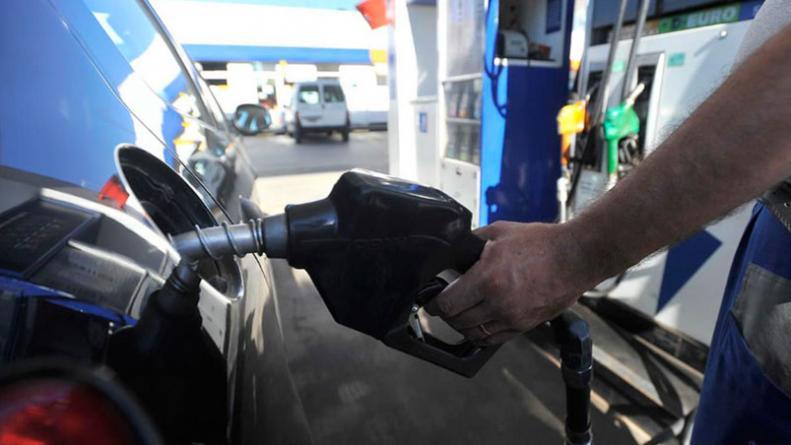 Aumentarán entre 1% y 4% los precios de los combustibles este fin de semana
