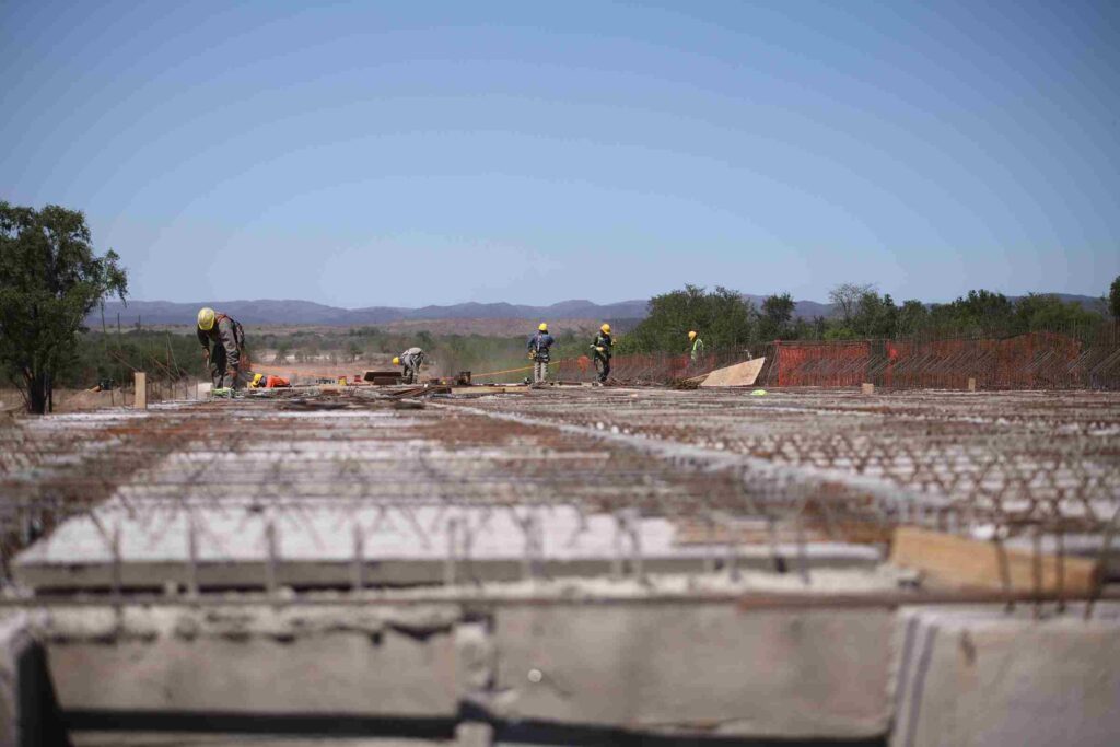 Autovía Ruta 5: Avanza la construcción entre Alta Gracia y Villa Ciudad América