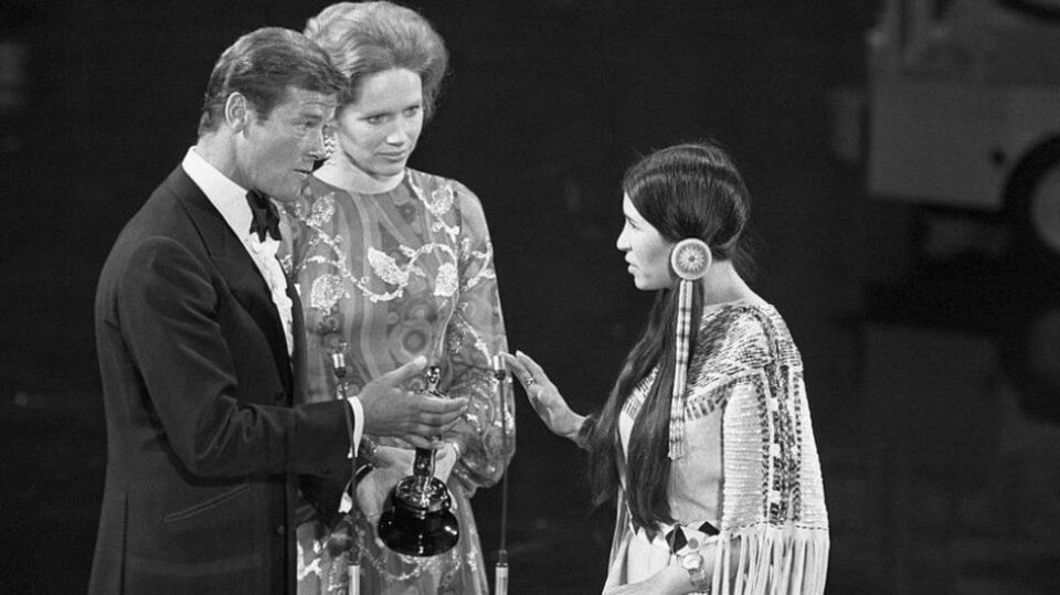 La apache que rechazó el premio de Marlon Brando.
