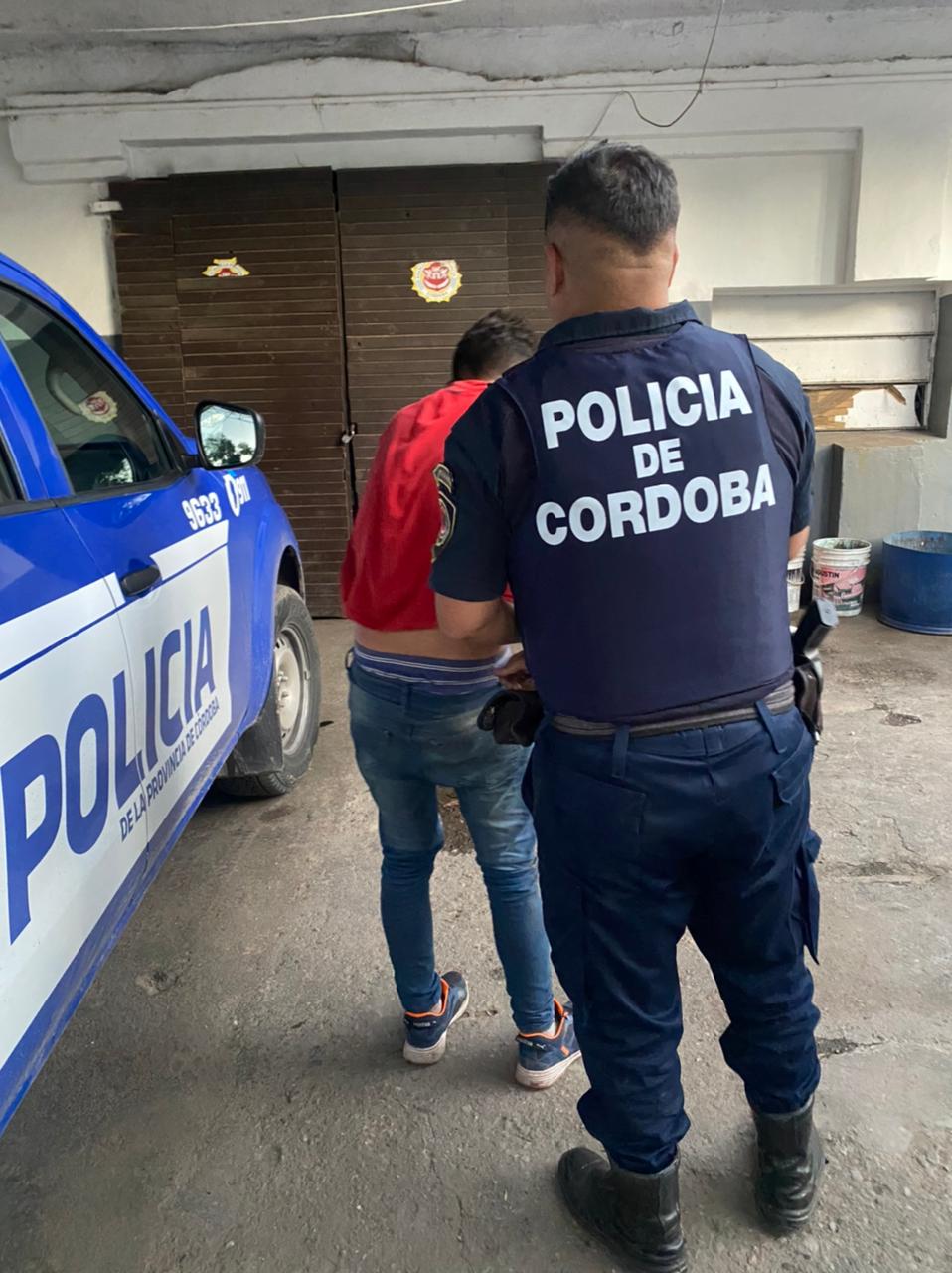 Circulaba en una moto adulterada: lo detuvieron tras una persecución por el centro