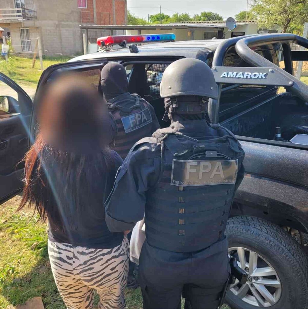 Allanaron dos kioscos de venta de droga en Anisacate
