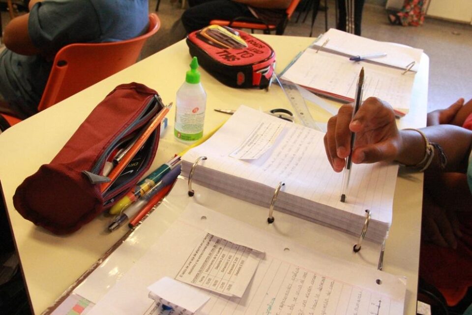 El miércoles se aplicó el dispositivo de evaluación nacional en 215 escuelas primarias seleccionadas. Rindieron 7.412 estudiantes de 6 grado que se encontraban en condiciones de rendir la prueba, aplicaron el 90%.