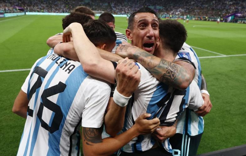 Con dos golazos, Argentina ganó el partido que tenía que ganar