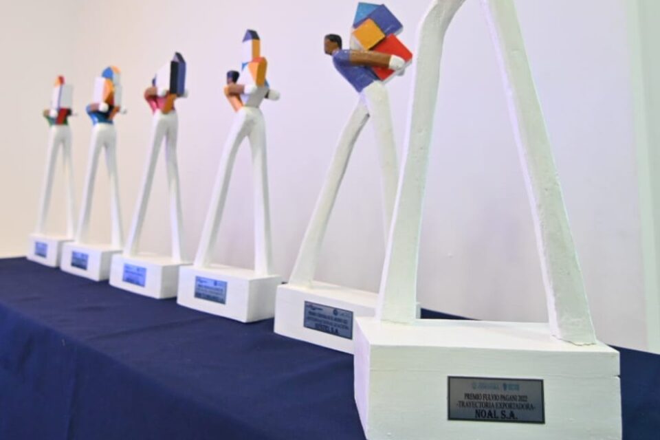 La empresa altagraciense Inforest SRL recibió el Premio "Córdoba por el Mundo 2022"