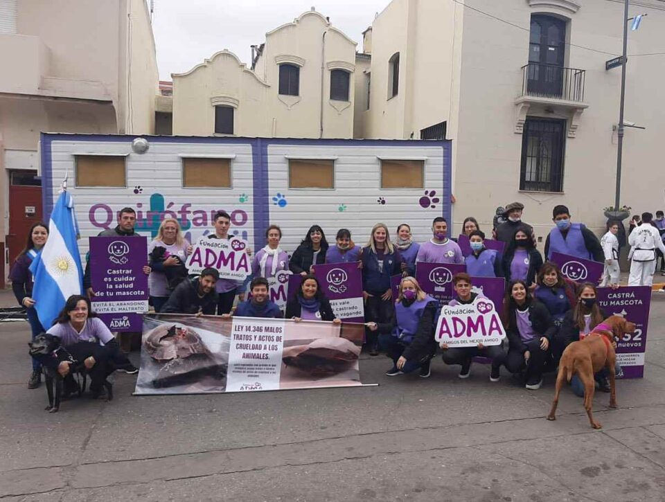 ADMA pide colaboración para mejorar la condición de los animales de "La Casita"