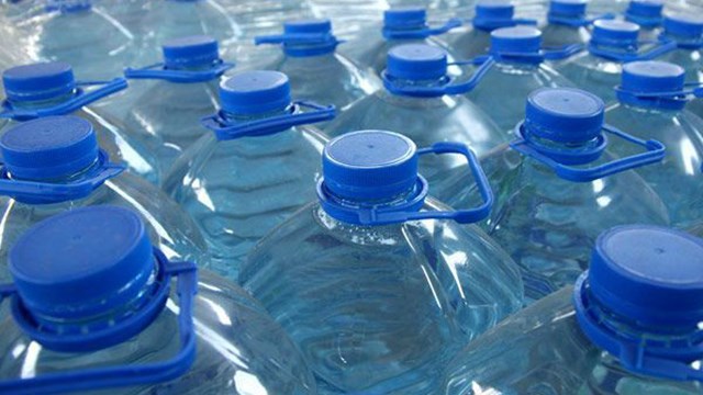 Centros vecinales crearon "Bancos de Agua" para asistir a vecinos