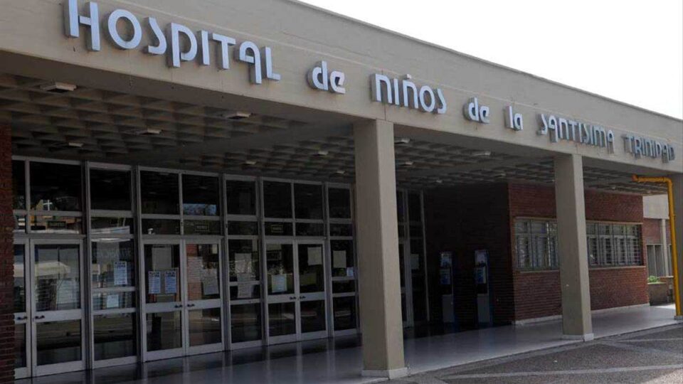 Córdoba: una niña murió por una bala perdida que le impactó en la cara