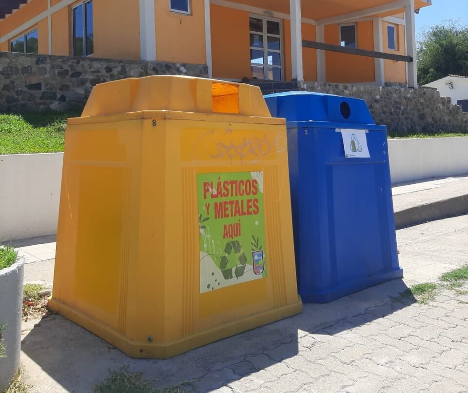 La Serranita instaló cestos para reciclar