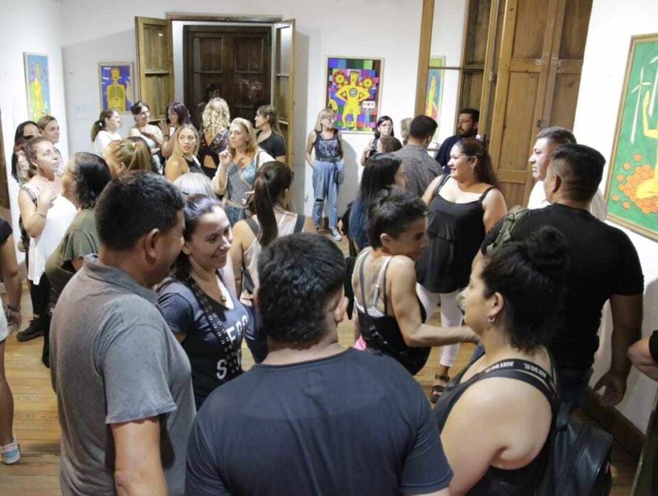 Abrió la muertra de arte "Locas" en la Casa de la Cultura