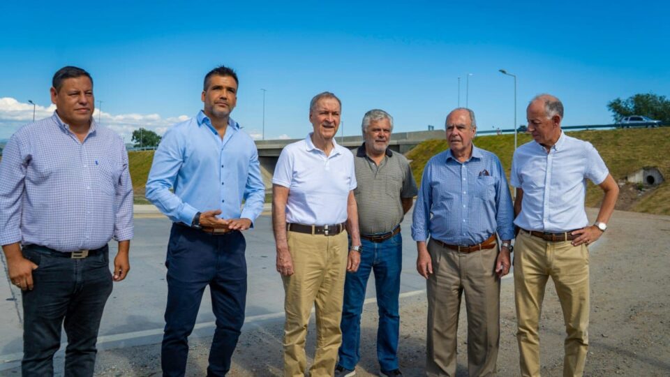Schiaretti habilitó un nuevo distribuidor entre Ruta 20 y Camino a Falda del Carmen