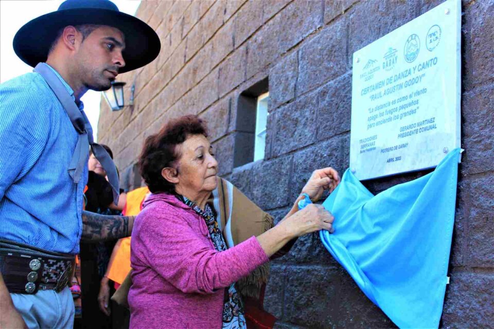Potrero de Garay: Arte y emoción reunidas en Certamen de Danza y Canto "Raúl Godoy"