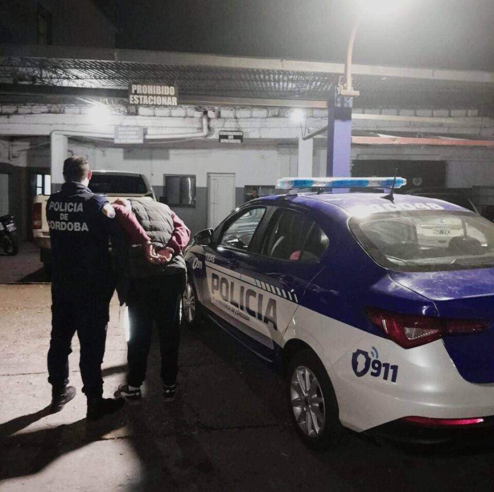 Tenia un pedido de captura y paseaba por la ciudad: terminó detenido