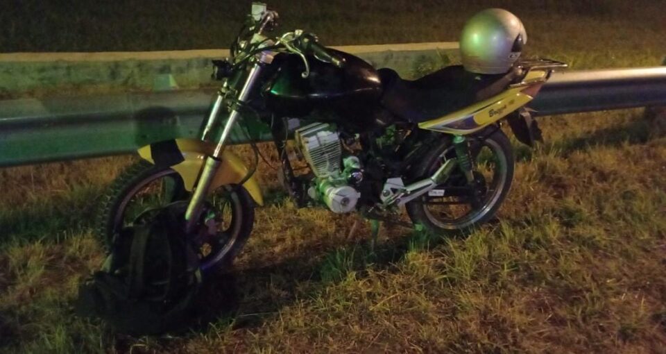 Otra vez en la Rotonda de AG: un motociclista lesionado