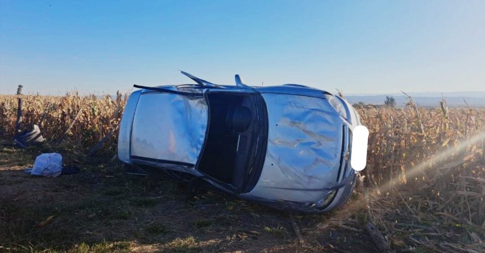 Despistaron y volcaron en la Ruta 36 a la altura de Despeñaderos