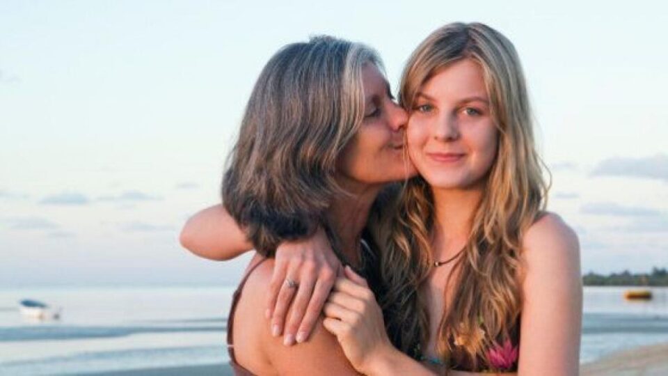 ¿Vos cómo lo ves?. Hoy: "Madres-Hijas: Ese vínculo tan  pasional"