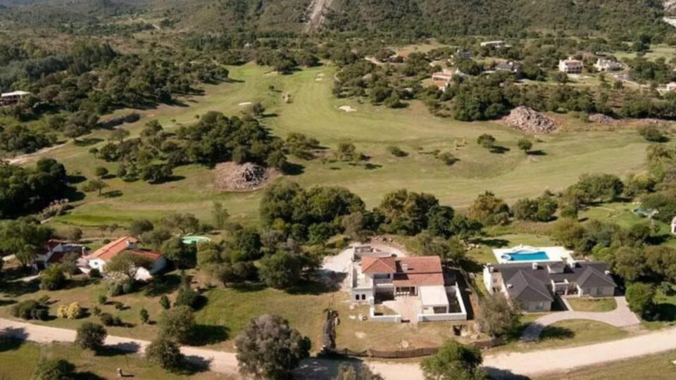 Country Potrerillo: ingresaron a la casa del ex ministro Hugo Testa