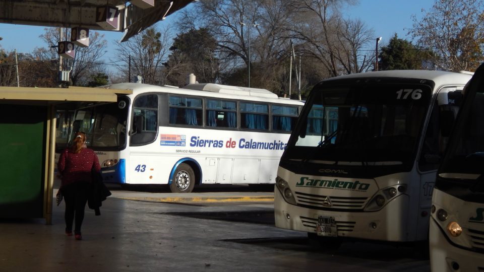 Córdoba: habría un nuevo aumento de las tarifas en el transporte interurbano