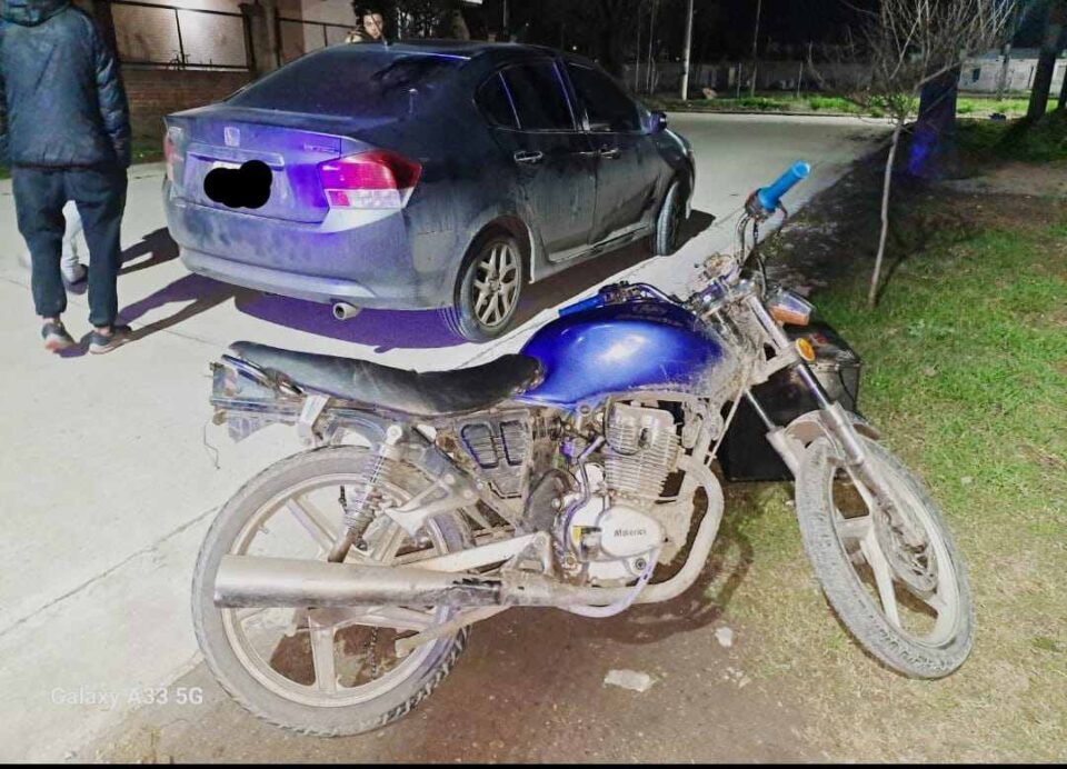 Un motociclista lesionado tras choque en Falucho y La Perla