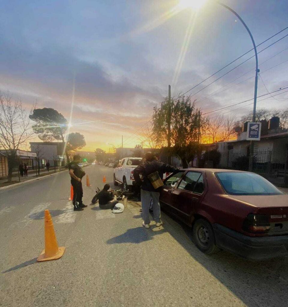 Triple choque en Avenida Yrigoyen terminó con una mujer lesionada