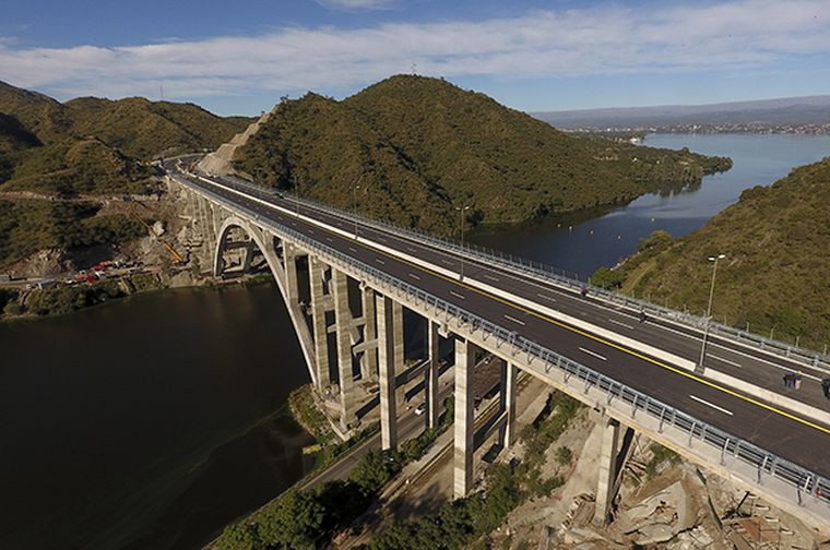 Finde largo en Córdoba: 3 puentes con vistas únicas para conocer en las sierras