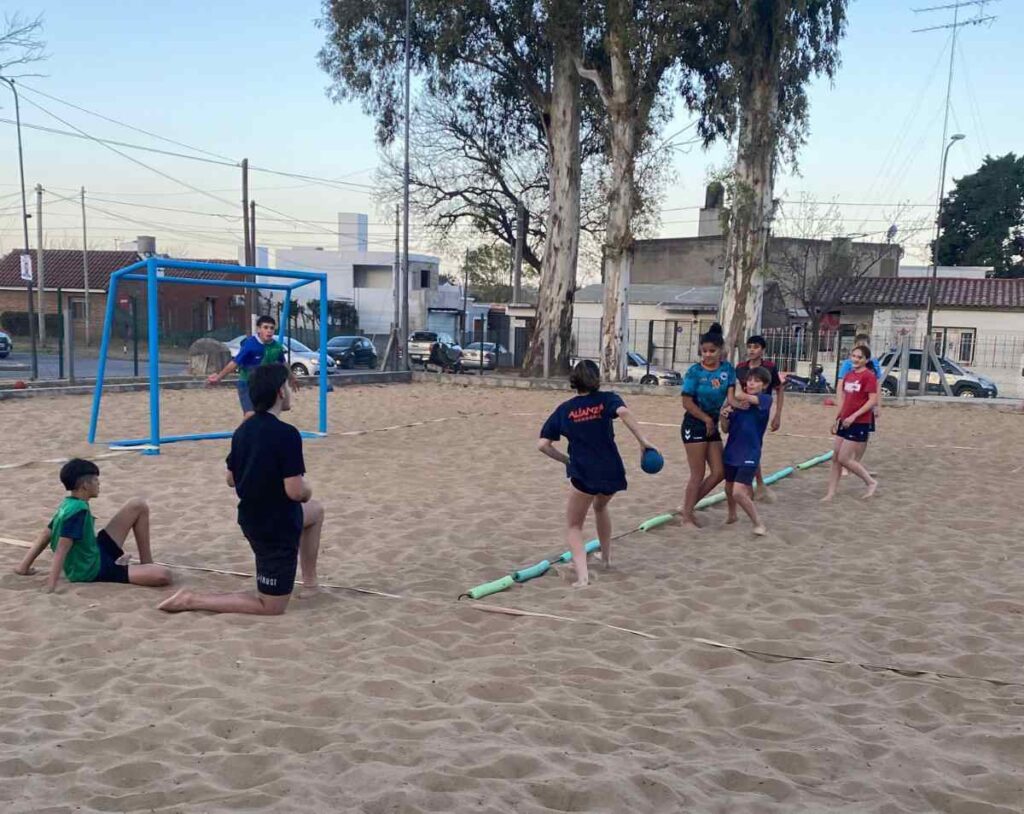 Alta Gracia presente con el Beach Handball en los Juegos Evita