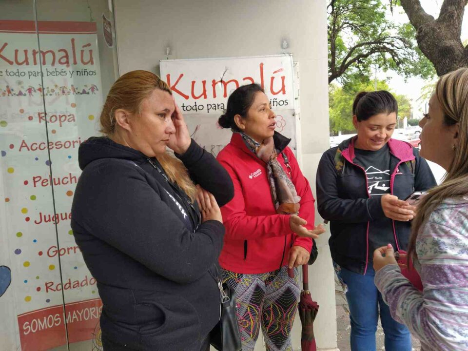 Madres denuncian peleas entre alumnos a las afueras del colegio Comercial
