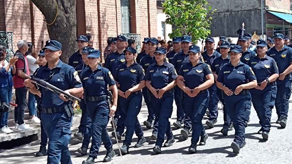 Alta Gracia celebró el Día de la Policía de Córdoba con un gran desfile