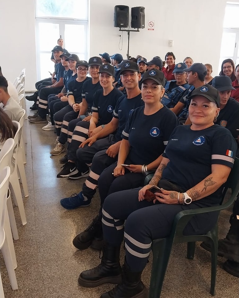 La Defensa Civil del Valle de Anisacate tuvo su entrega de certificados