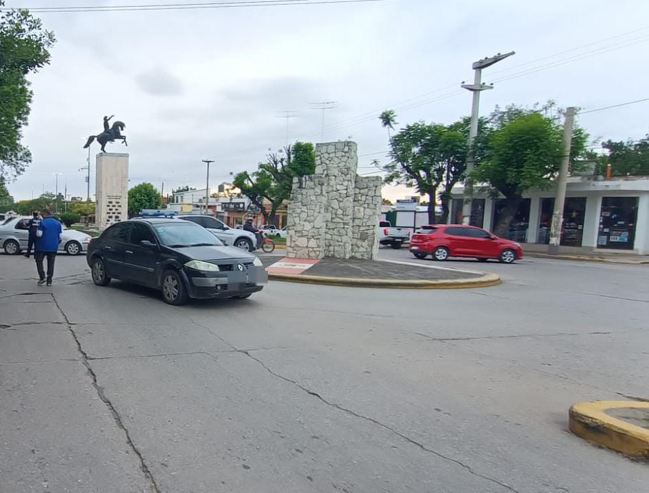 Accidente en Av. Libertador: la motociclista fue trasladada al hospital