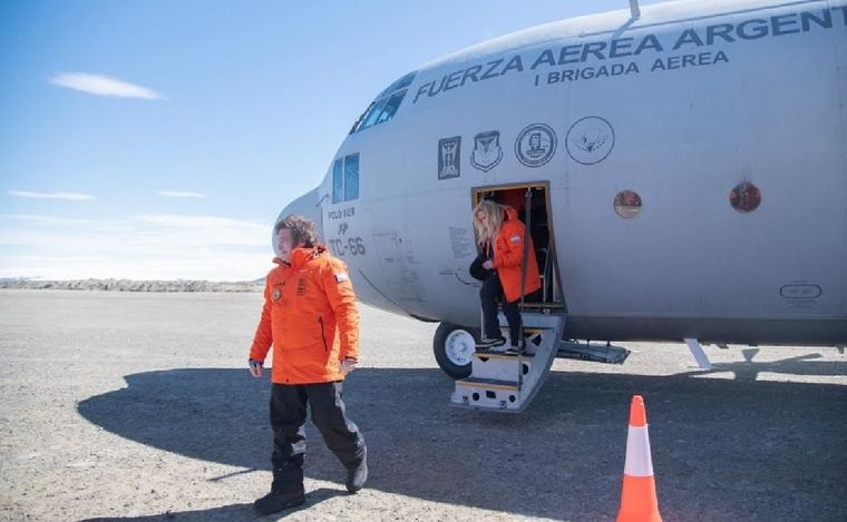  Milei llegó a la Base Marambio en la Antártida para iniciar un proyecto ambientalista