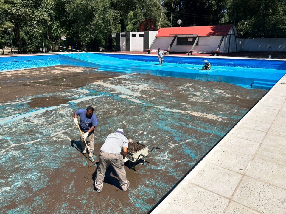 Hay que esperar: la tormenta pospuso la apertura de la Pileta Municipal