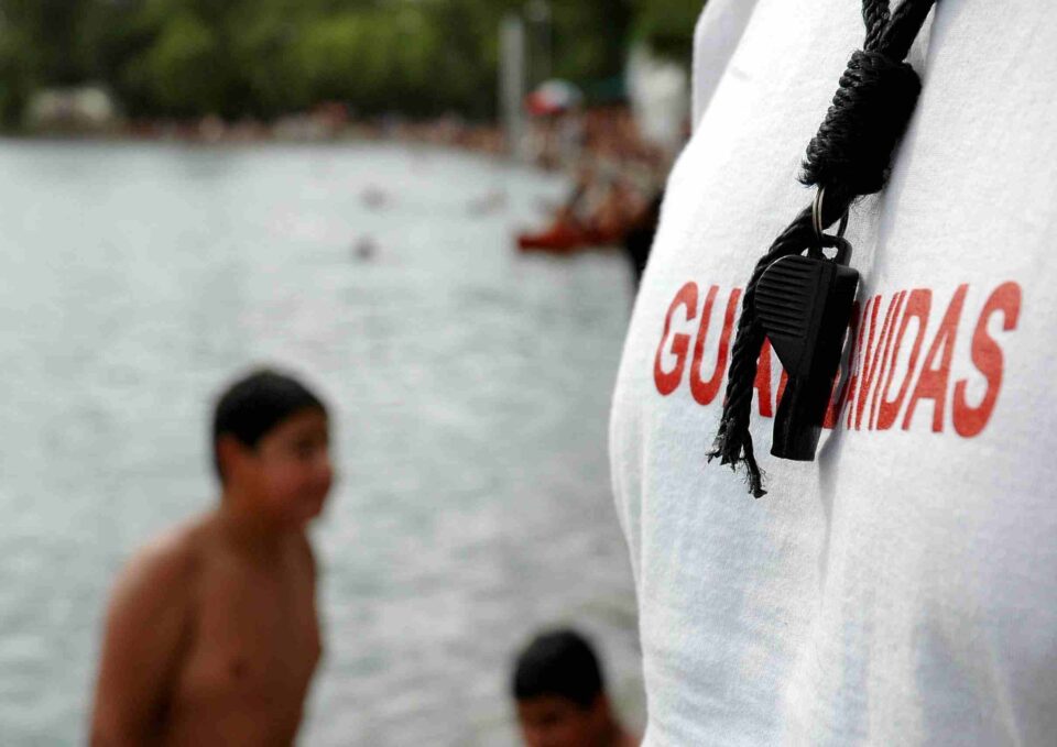 Guardavidas piden más medidas de seguridad para bañarse en los ríos y lagos