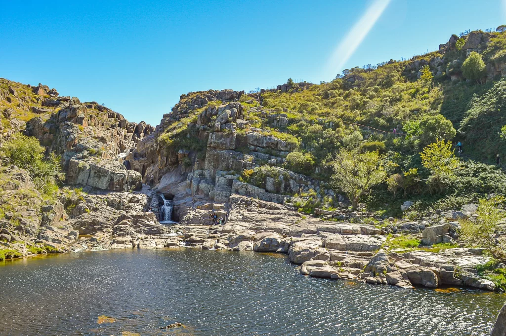 Escapadas de verano: tres destinos ideales para ir en el día a las sierras