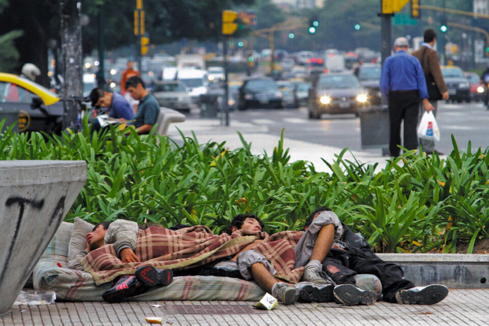 Más de la mitad de los argentinos son pobres