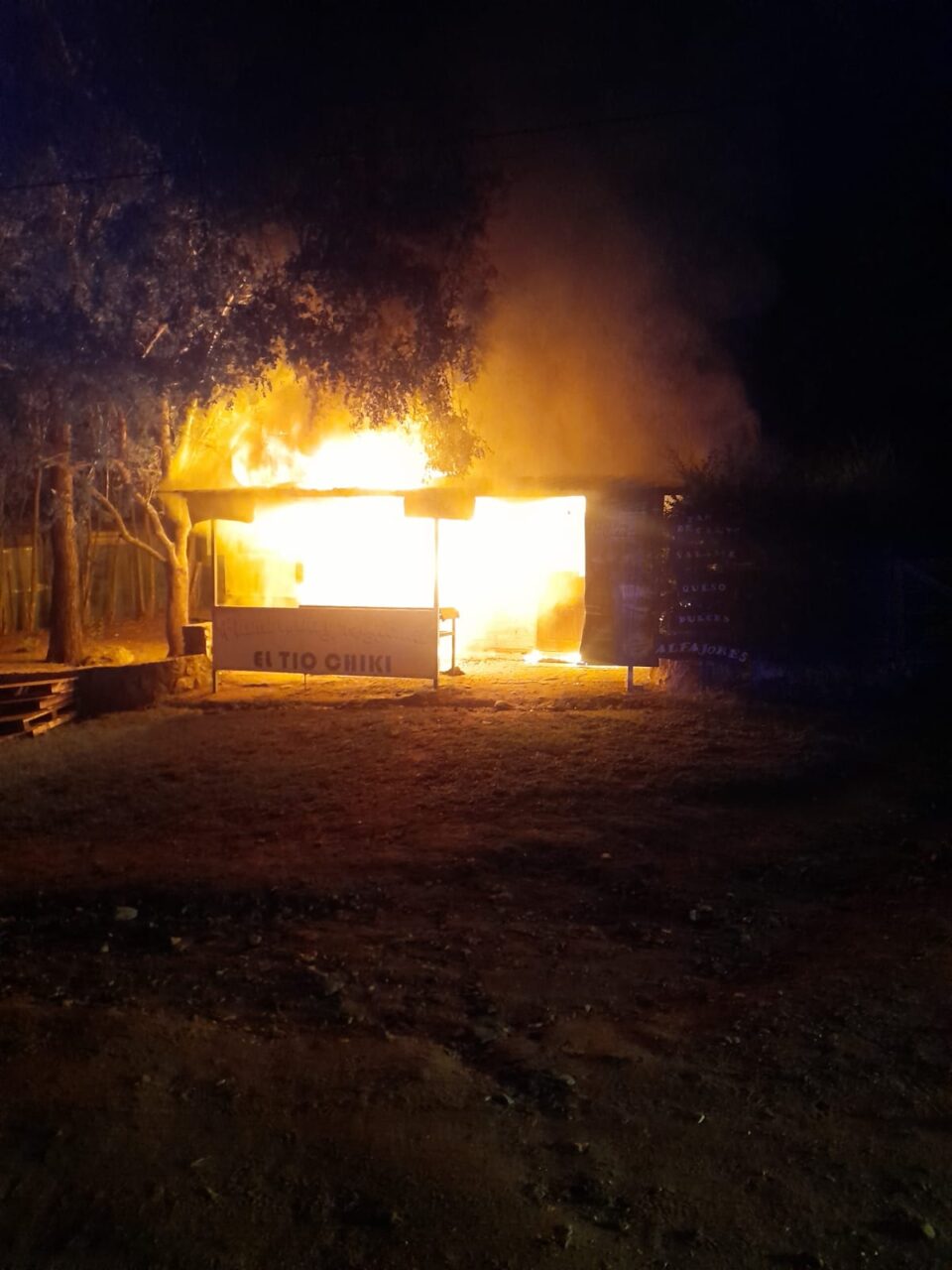 Se incendió un comercio en La Serranita