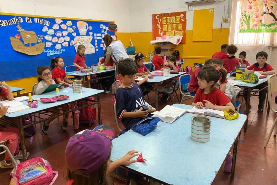 Más de 200 mil estudiantes inician este jueves el periodo de ambientación