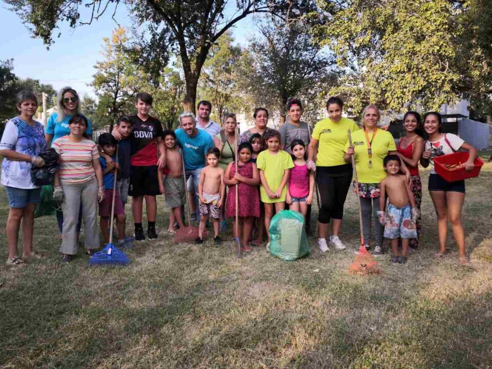 Guardaplazas cumplen 4 años y lo celebran con un encuentro de bochas mixto