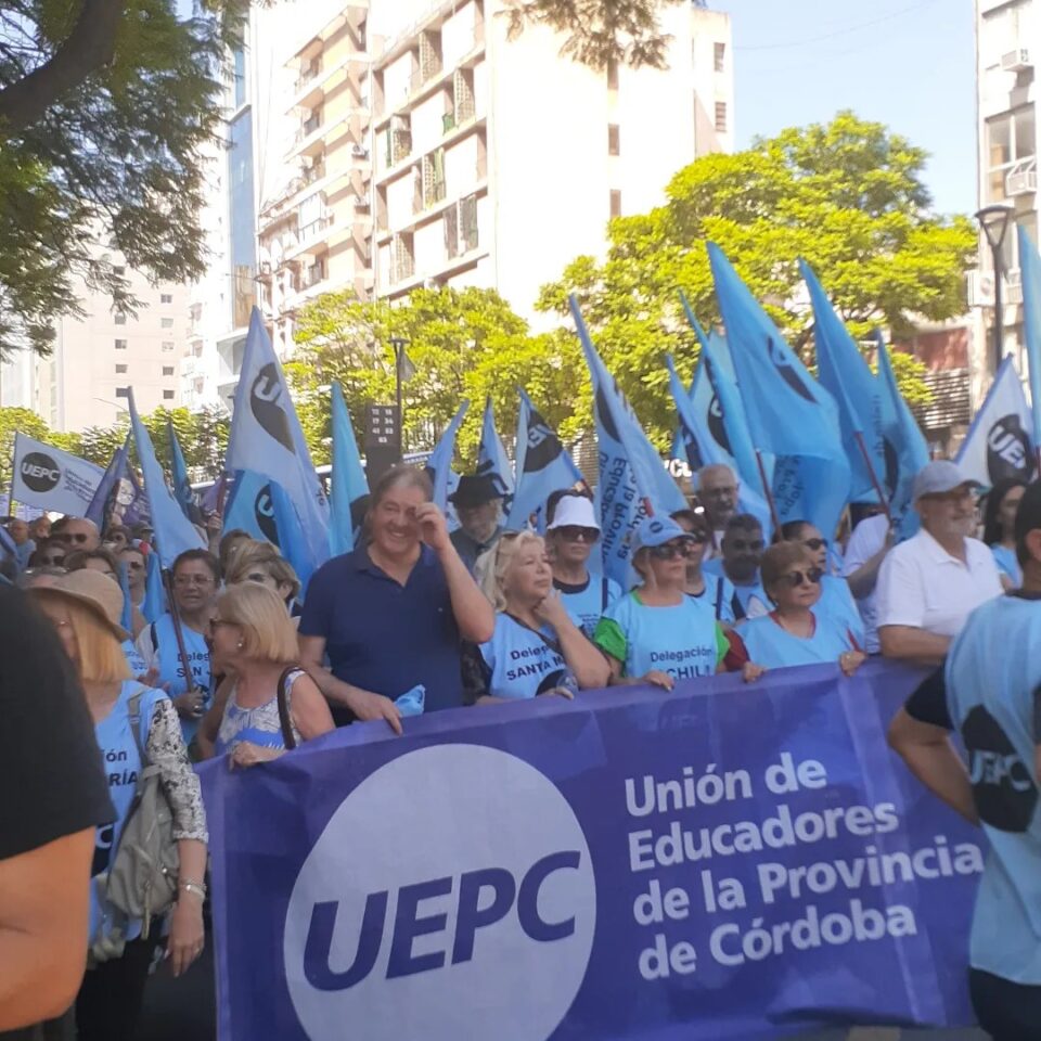 El acatamiento al paro docente de UEPC en Santa María es del 90%