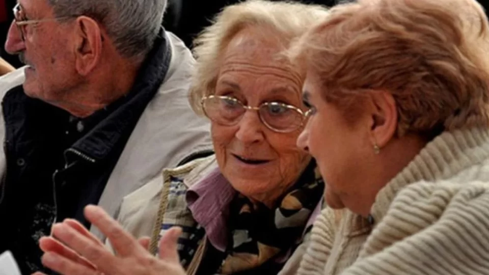 Córdoba amplió a más jubilados el diferimiento en el pago de aumentos