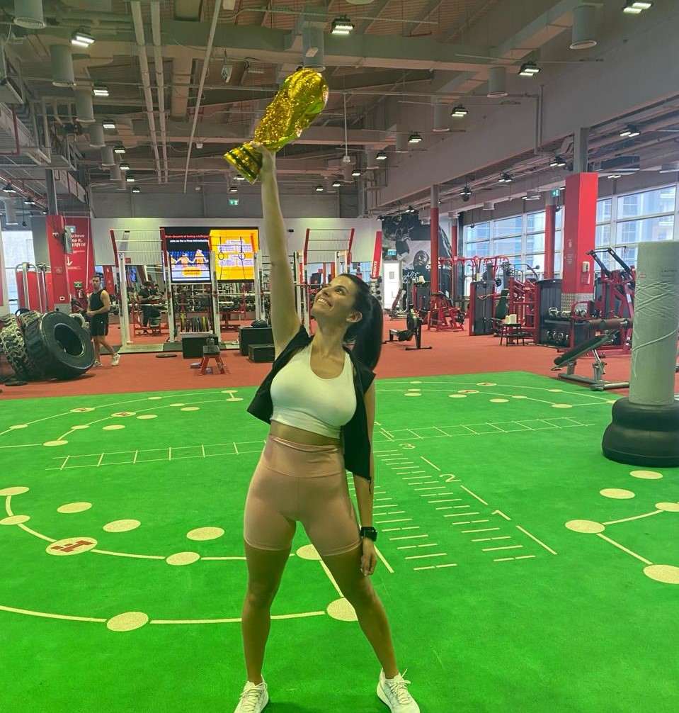 La historia de Vanessa: De azafata en Emirates a entrenadora y nutricionista en Dubái