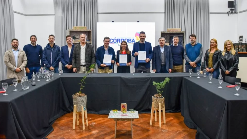 Córdoba, Santa Fe y Entre Ríos firmaron un convenio para articular políticas ambientales