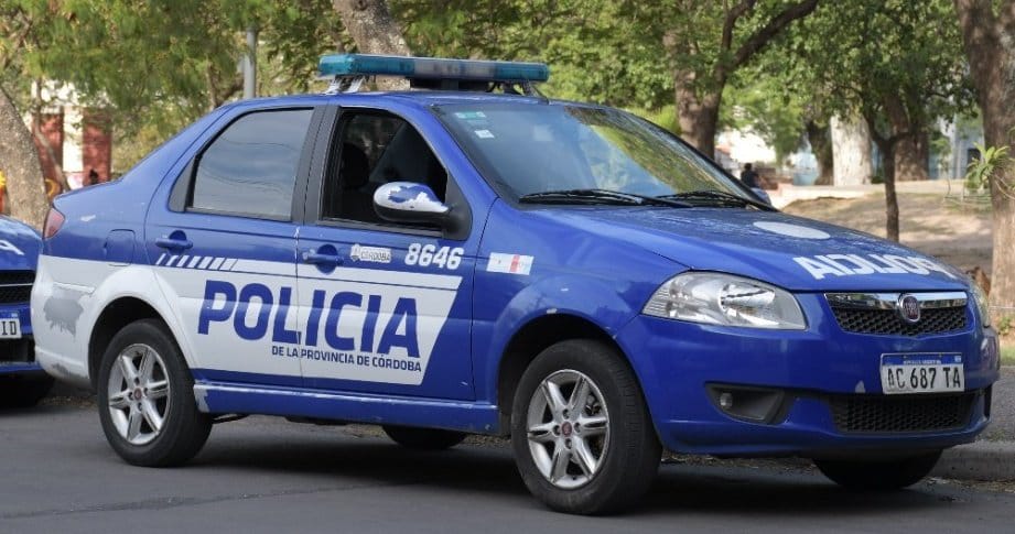 Se quedó sin el asado: quiso robar dos bandejas de carne de un supermercado