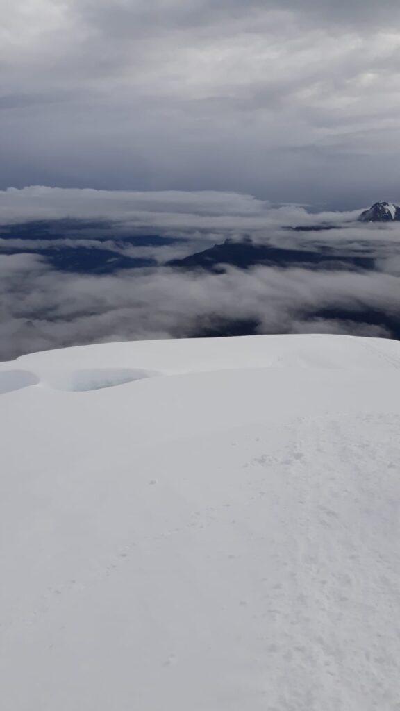 Un grupo de profesores de Alta Gracia escalaron una de las montañas más altas de Sudamérica