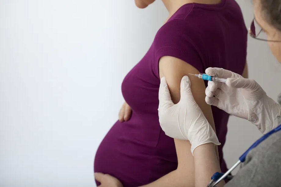 Ya está disponible la vacuna contra el virus sincicial para embarazadas