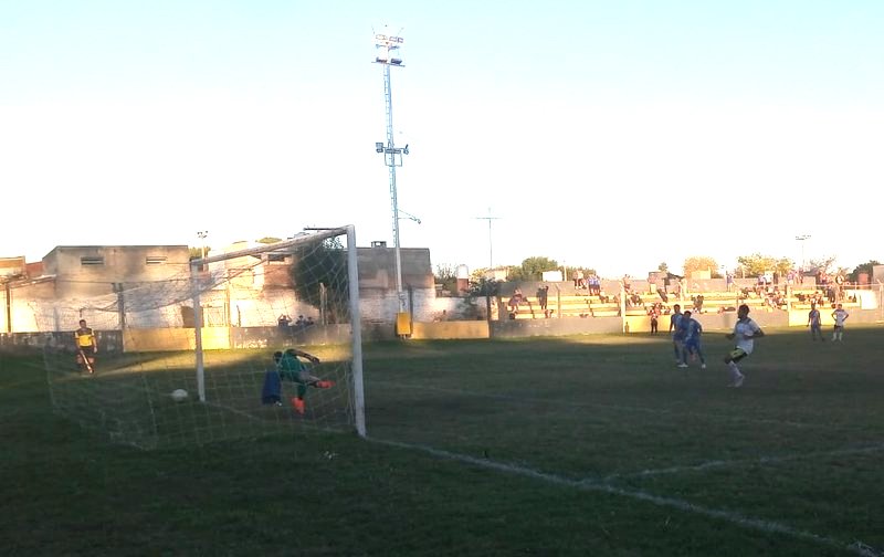 Deportivo Norte "le marcó la cancha" a Atlético y se quedó con un triunfo de oro