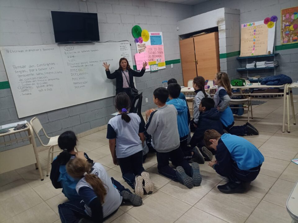 Proyecto Eco-regla: visitan los colegios para promover el proyecto